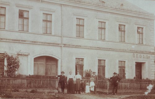 Z historie školy